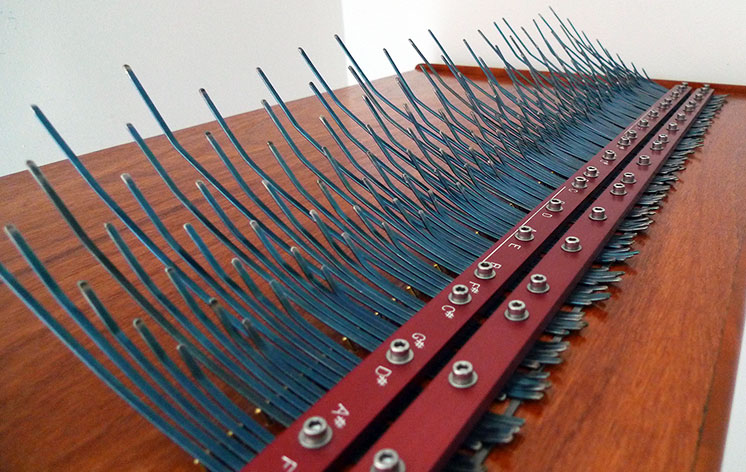 ../_images/array_mbira.jpg