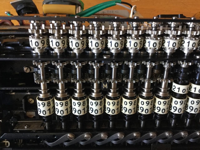 Detail levé části hlavního registru