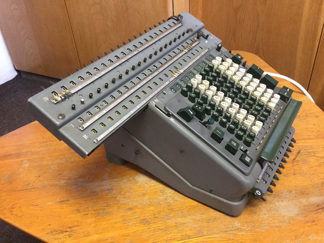 Kalkulátor MADAS 20ATG