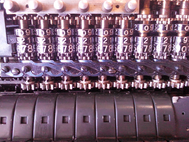 Detail multiplikativního registru zepředu